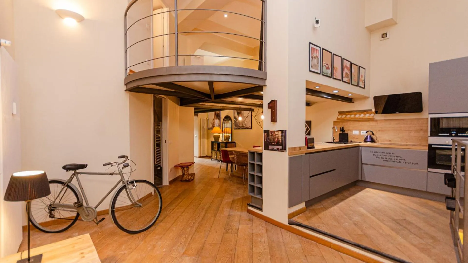 Luxury 3 Fiat, Ariberto Home, Tra Centro Storico Di Milano E Navigli, Con Spaziosa Jacuzzi