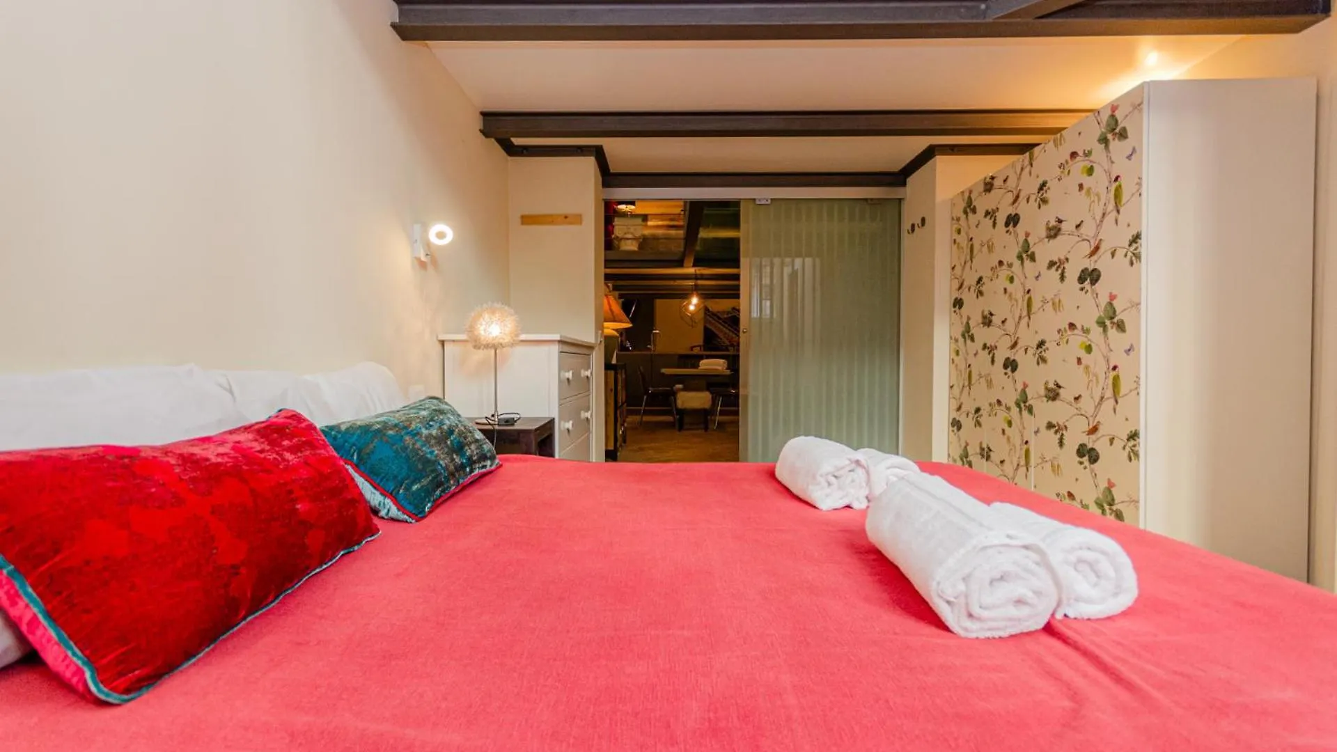 Luxury 3 Fiat, Ariberto Home, Tra Centro Storico Di Milano E Navigli, Con Spaziosa Jacuzzi Olaszország