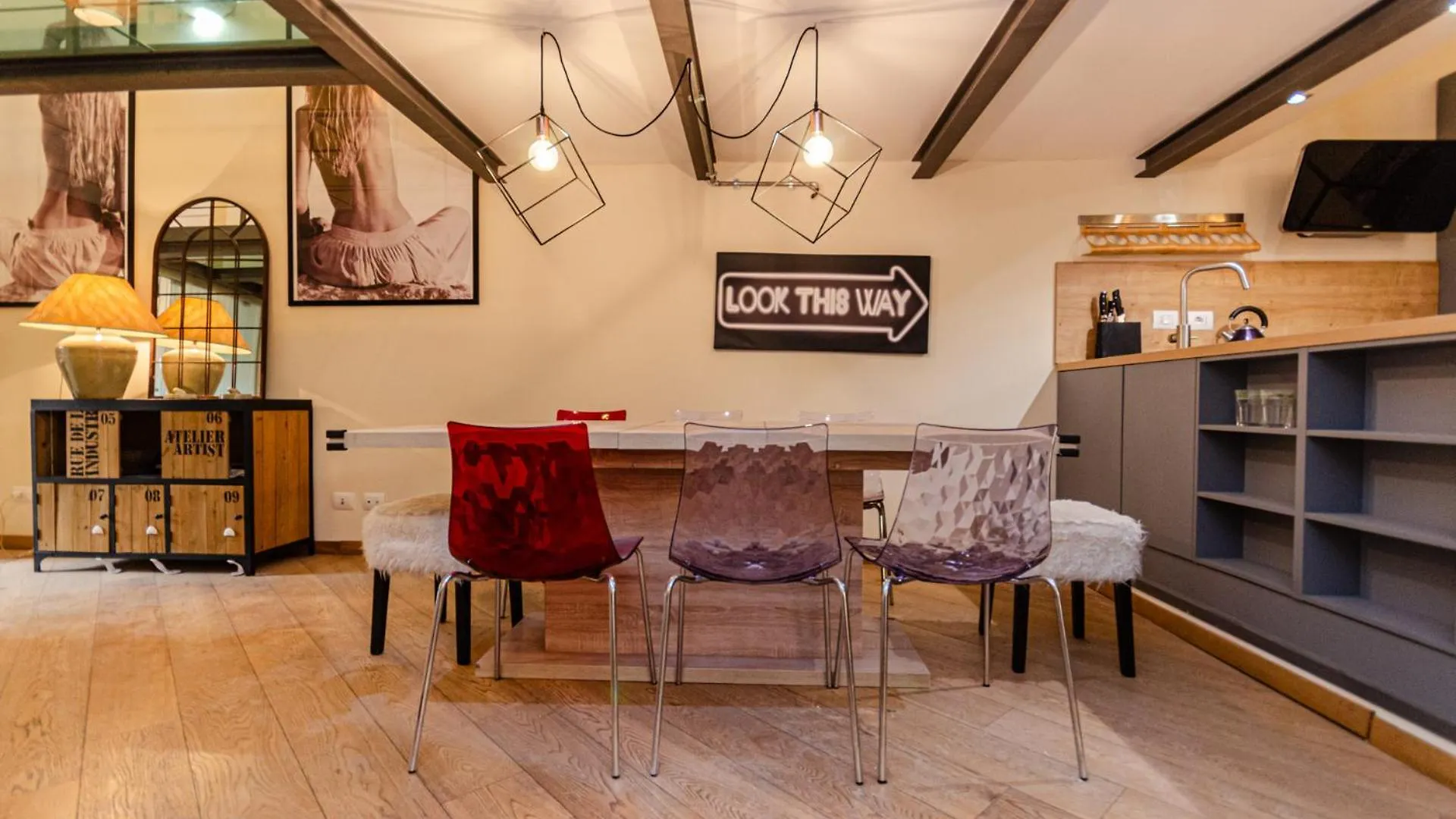 Luxury 3 Fiat, Ariberto Home, Tra Centro Storico Di Milano E Navigli, Con Spaziosa Jacuzzi 0*,  Olaszország