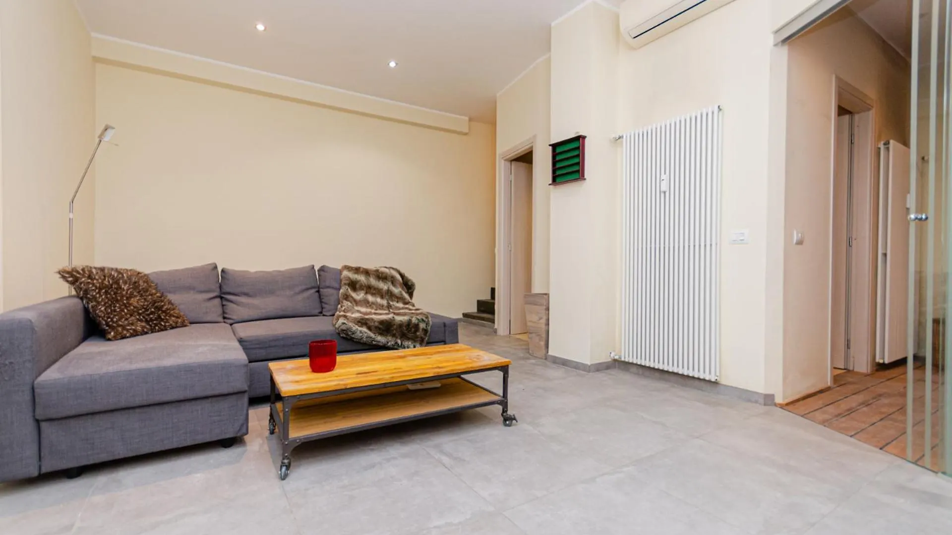 Luxury 3 Fiat, Ariberto Home, Tra Centro Storico Di Milano E Navigli, Con Spaziosa Jacuzzi 米兰
